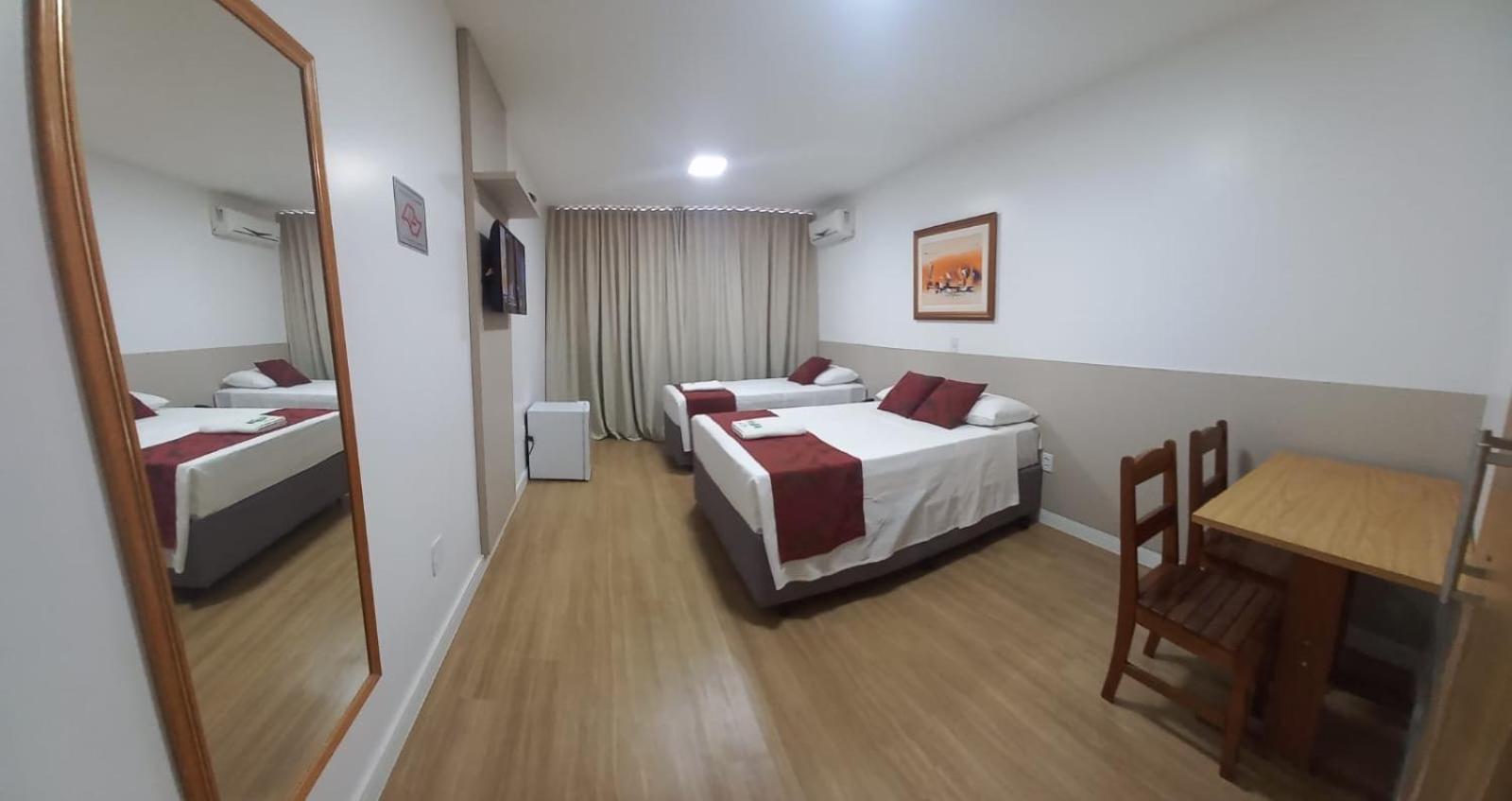 Max Hotel Núcleo Bandeirante Eksteriør bilde